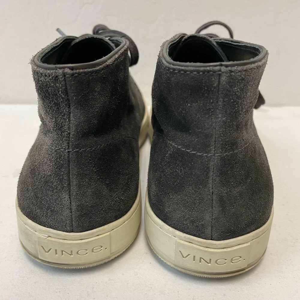 VINCE. Lace Up Suede Chukka Boots in Gray Size 10 M‎ $350